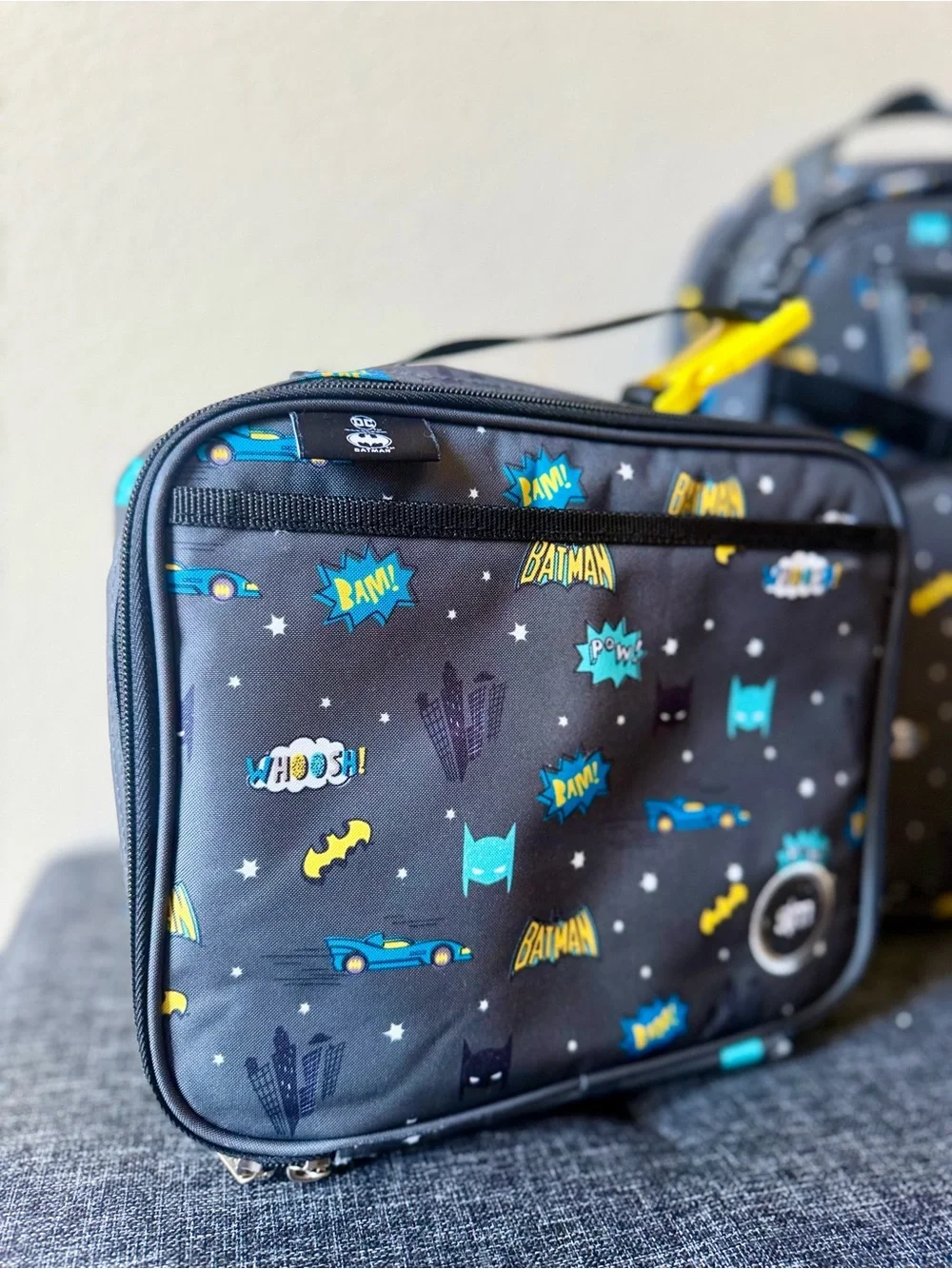 Simple Modern Kids Batman Lunch Bag and Backpack Set - medium size